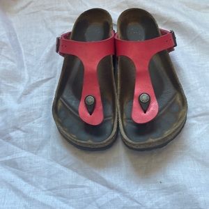 Size 7.5 pink birkenstock sandals